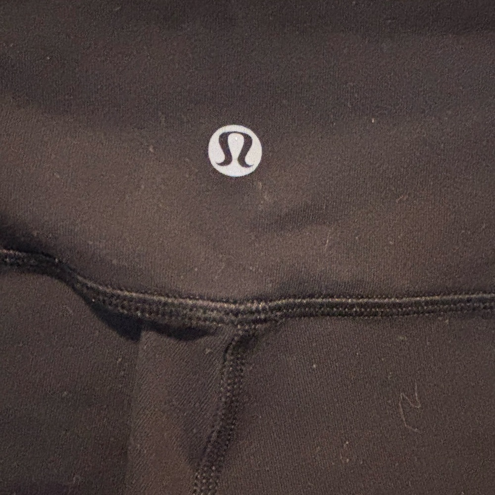 Lululemon Athletica Cropped Wunder Under Black Leggings 011 - Picture 3 of 5